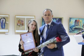 Игорь Батлуков поздравил преподавателей с Днём музыки